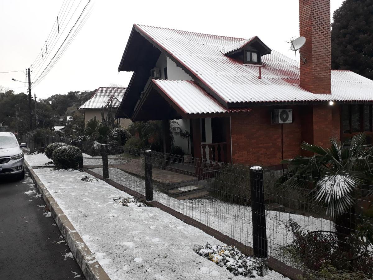 Casa Nobre Gramado Villa ภายนอก รูปภาพ